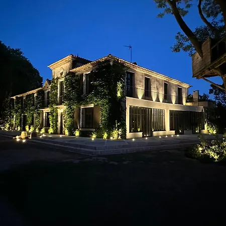 Domaine De La Jasso, Grand Luxe Au Pied De La Cite De Carcassonne, Piscines Et Parc Animalier
