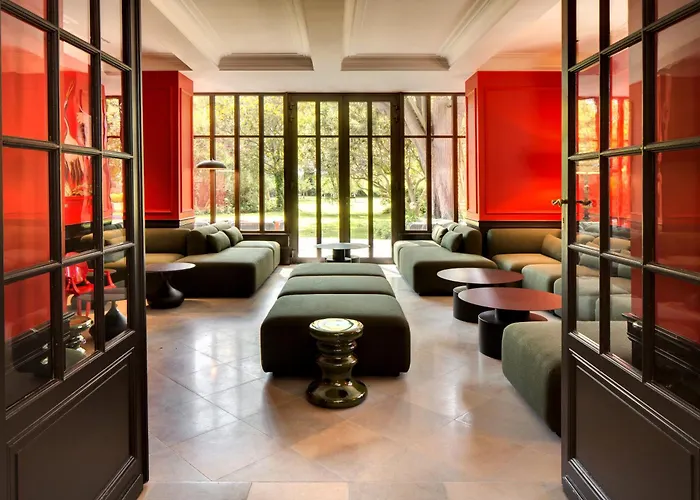 Holiday home Domaine De La Jasso, Demeure De Grand Luxe Au Pied De La Cite De Carcassonne, Piscines Et Parc Animalier Carcassonne