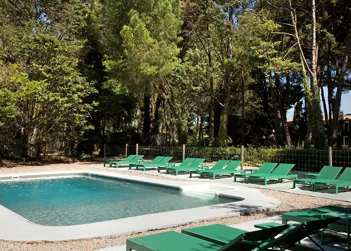 Domaine De La Jasso, Demeure De Grand Luxe Au Pied De La Cite De Carcassonne, Piscines Et Parc Animalier