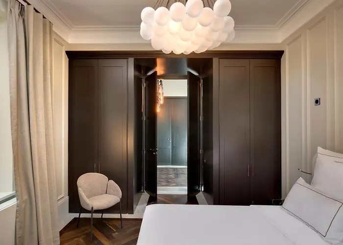 Domaine De La Jasso, Demeure De Grand Luxe Au Pied De La Cite De Carcassonne, Piscines Et Parc Animalier *